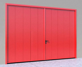 Ворота распашные противопожарные DoorHan красного цвета 2100x2600